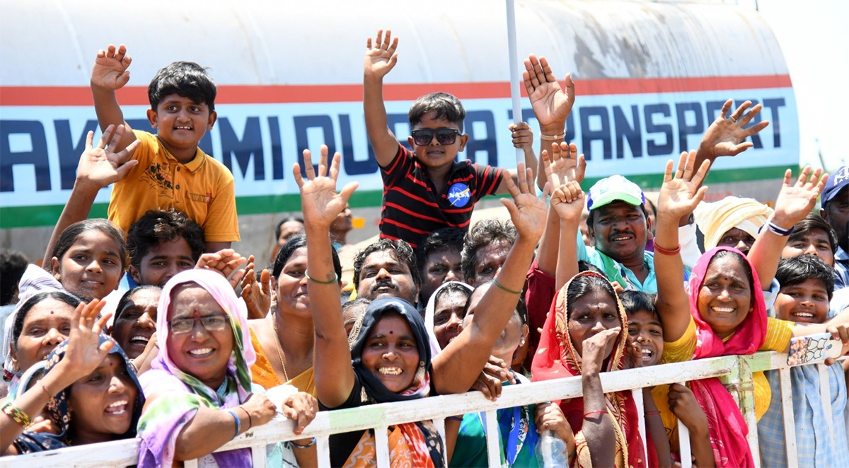 CM_20Jagan_20Election_20Campaign_20Day-3_20Photos-27.jpg 26
