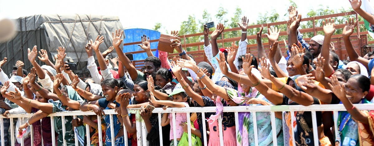 CM_20Jagan_20Election_20Campaign_20Day-3_20Photos-29.jpg 28