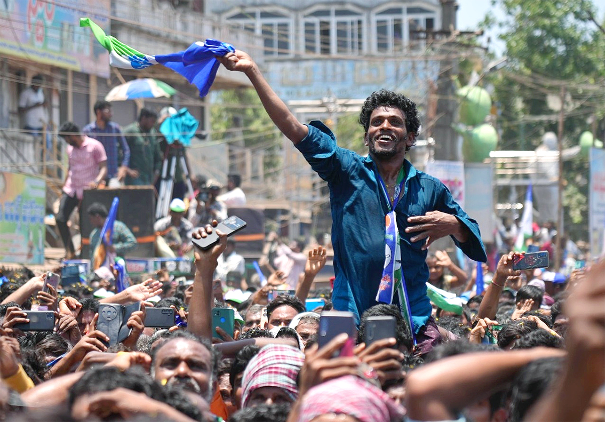 CM_20Jagan_20Election_20Campaign_20Day-3_20Photos-3.jpg 3