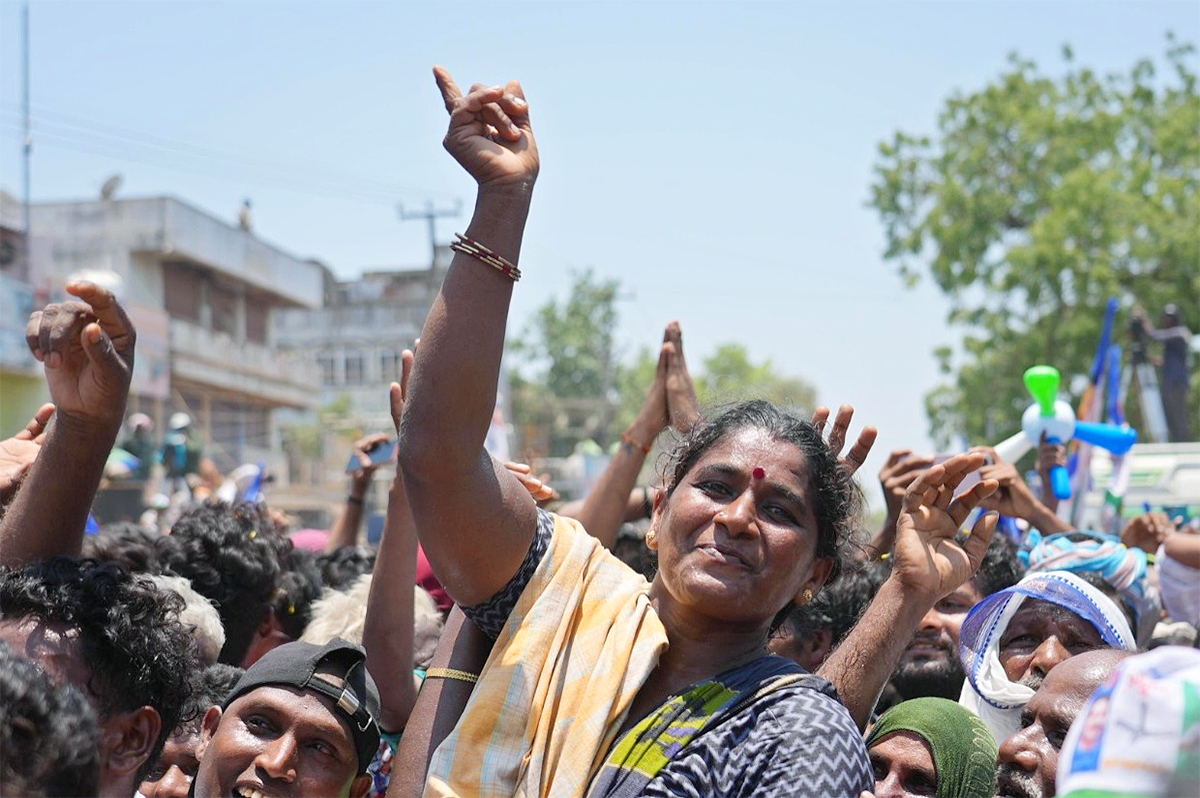 CM_20Jagan_20Election_20Campaign_20Day-3_20Photos-7.jpg 7