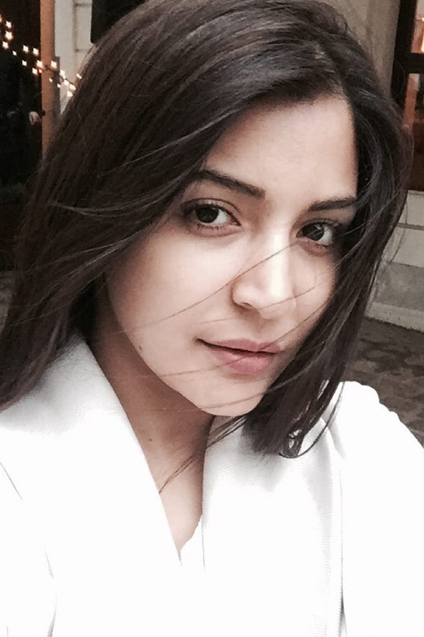 Anushka-Sharma-17.jpg 18