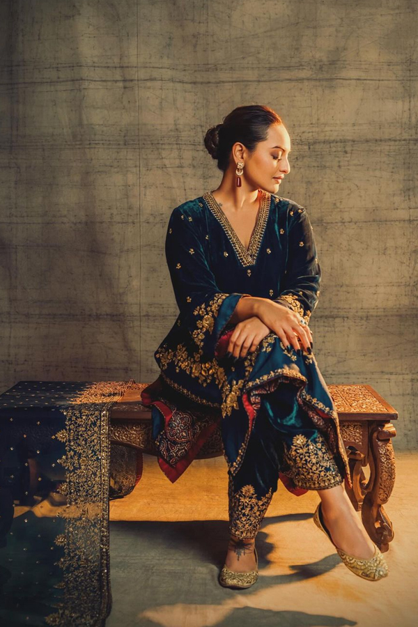 Sonakshi-Sinha-2_0.jpg 3