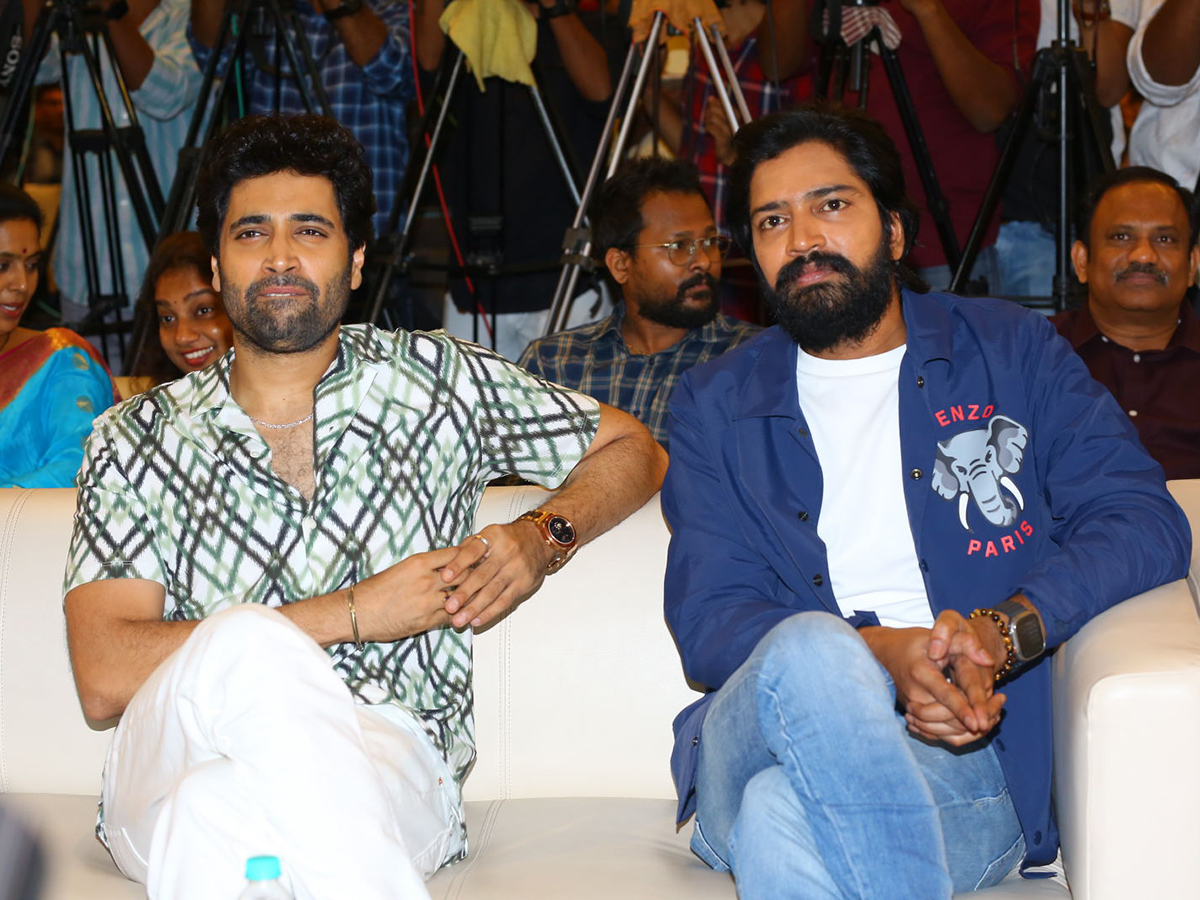Aa_20Okkati_20Adakku_20Pre_20Release_20Event_20Photos-_20_2815_29.jpg 15