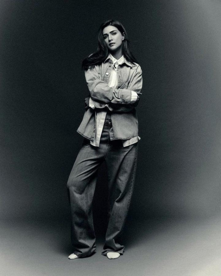 KritiSanon-06.jpg 6