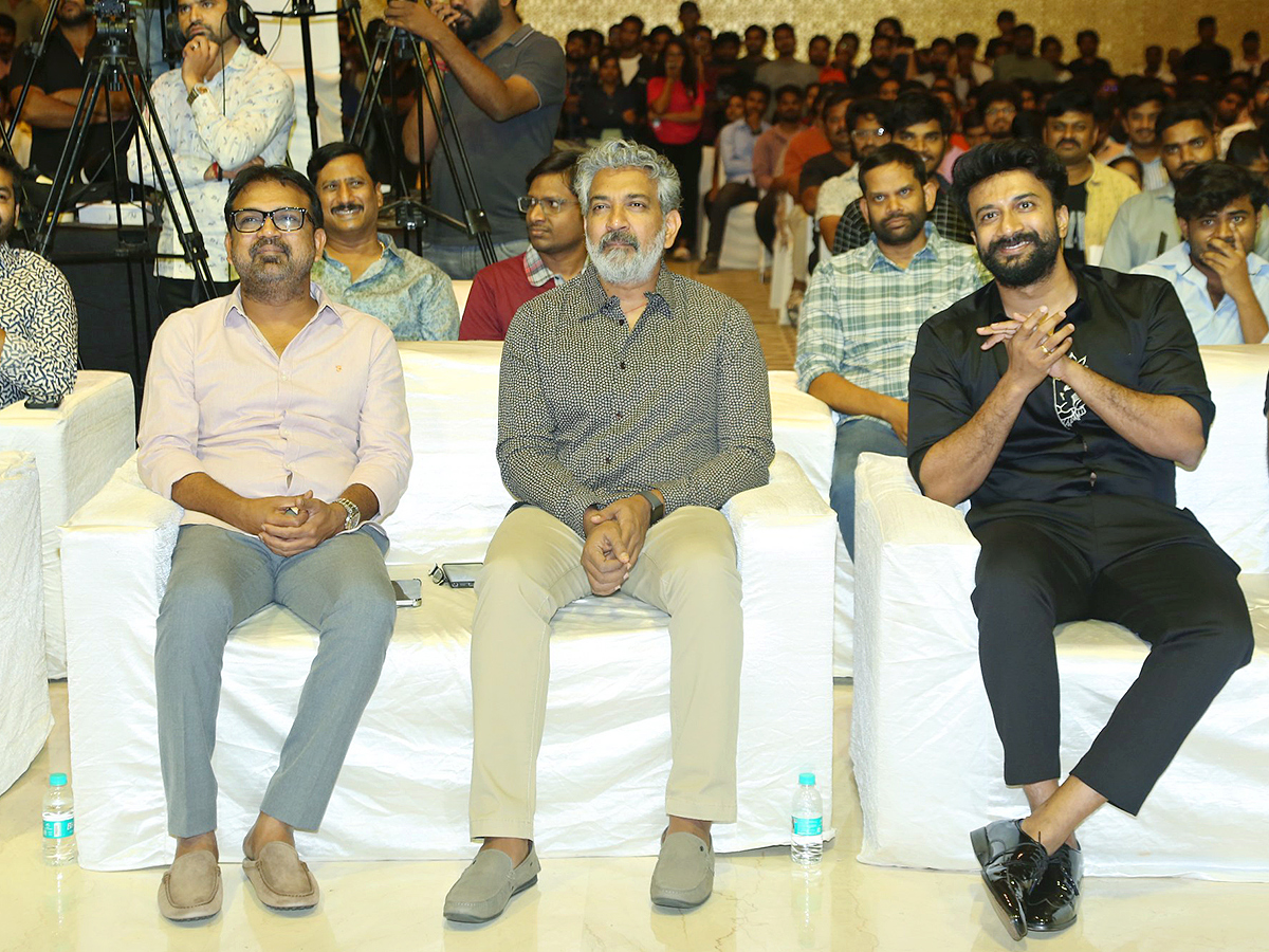 Satya_20Dev_20Krishnamma_20Movie_20Pre_20Release_20Event-16.jpg 16