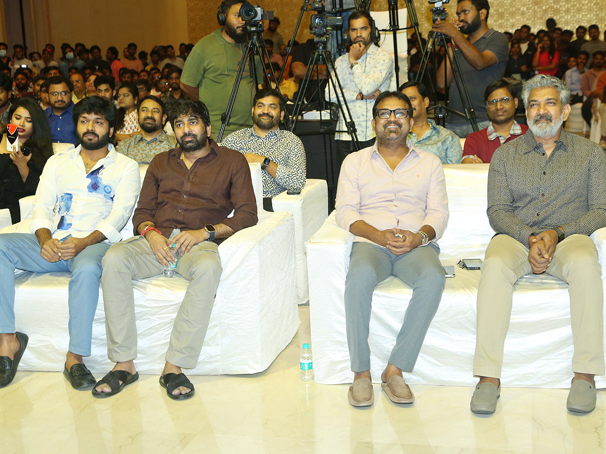 Satya_20Dev_20Krishnamma_20Movie_20Pre_20Release_20Event-24.jpg 24