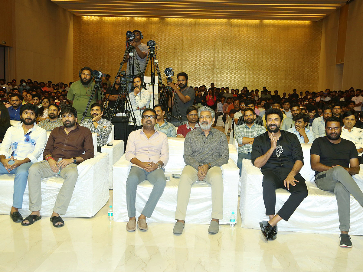 Satya_20Dev_20Krishnamma_20Movie_20Pre_20Release_20Event-25.jpg 25