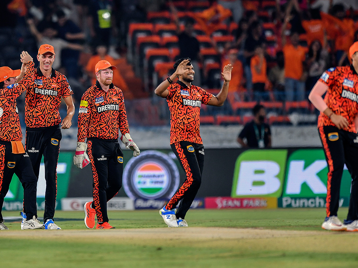 IPL_202024_20T20_20cricket_20match_20between_20Sunrisers_20Hyderabad_20and_20Rajasthan_20Royals_20Photos-_20_2810_29.jpg 10