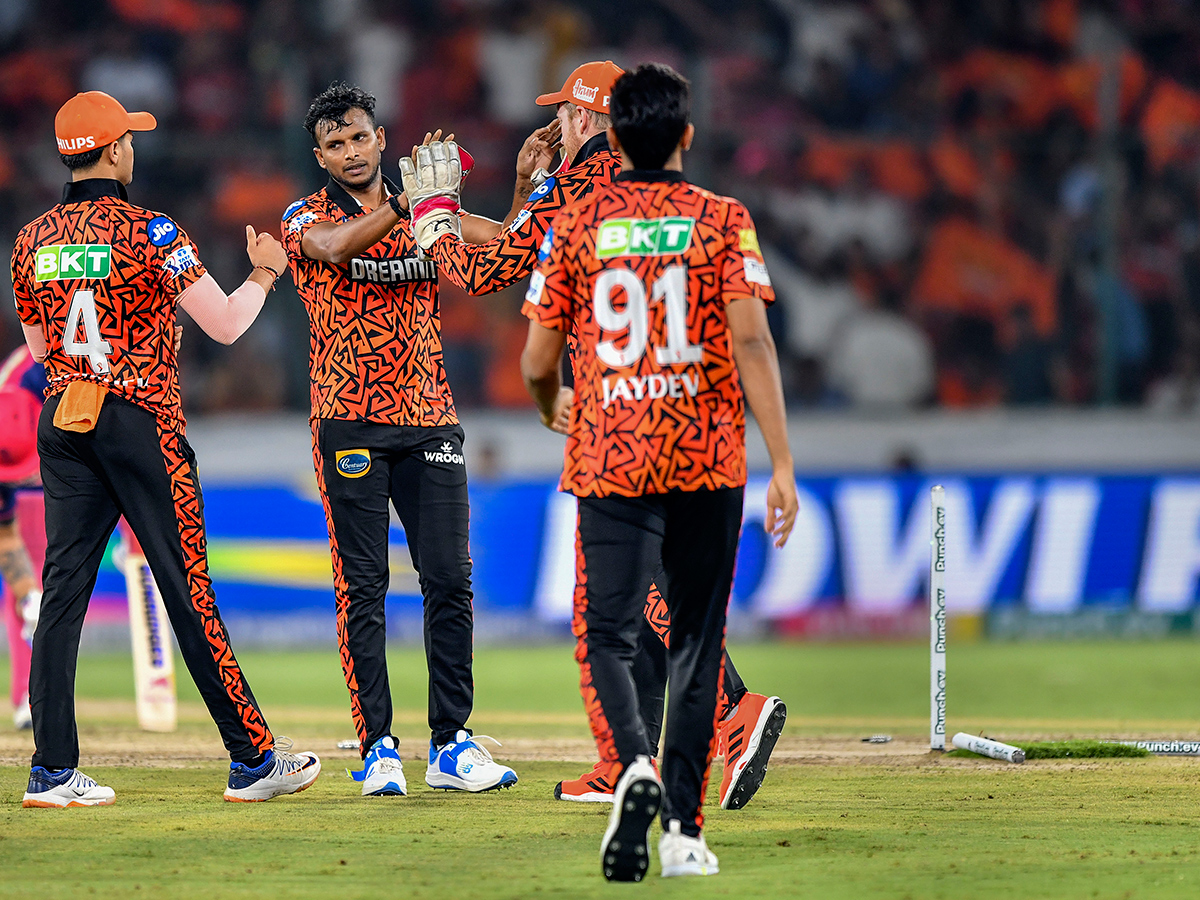 IPL_202024_20T20_20cricket_20match_20between_20Sunrisers_20Hyderabad_20and_20Rajasthan_20Royals_20Photos-_20_283_29.jpg 3