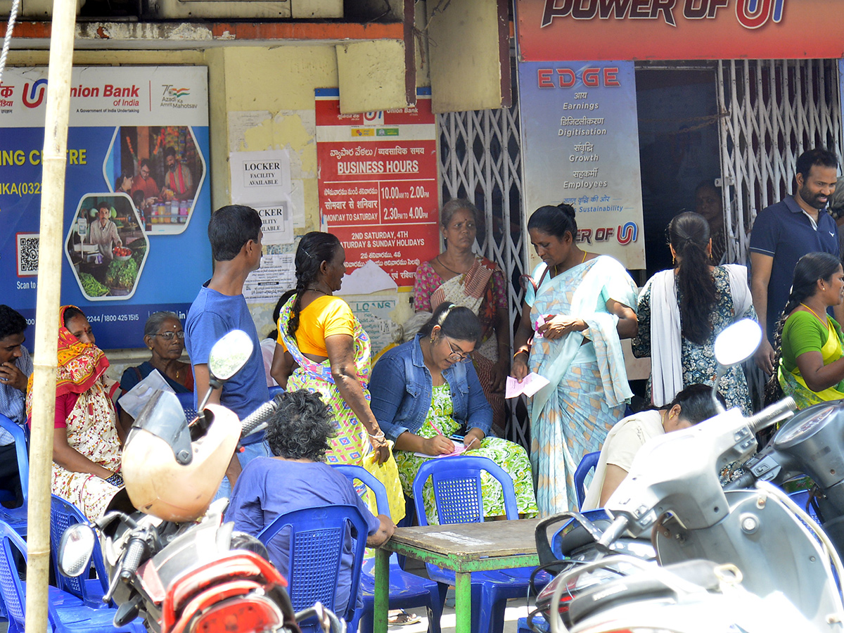 Pension_20kanuka_20in_20andhra_20pradesh_20photos-_20_2817_29.jpg 17