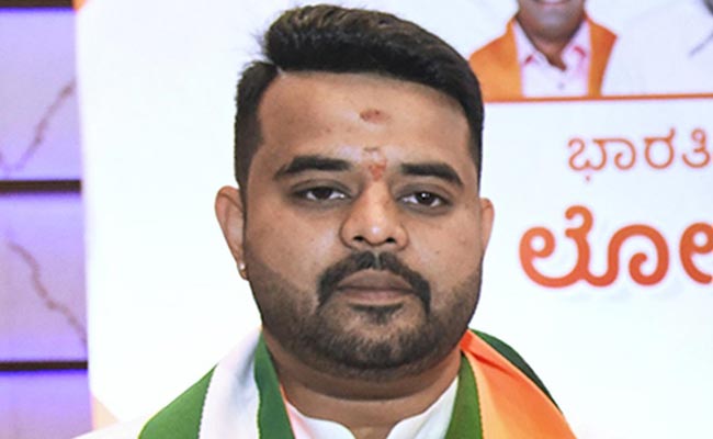 Prajwal-Revanna.jpg