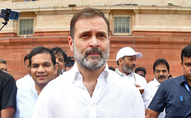 Rahul_Gandhi_Nomination_0.jpg