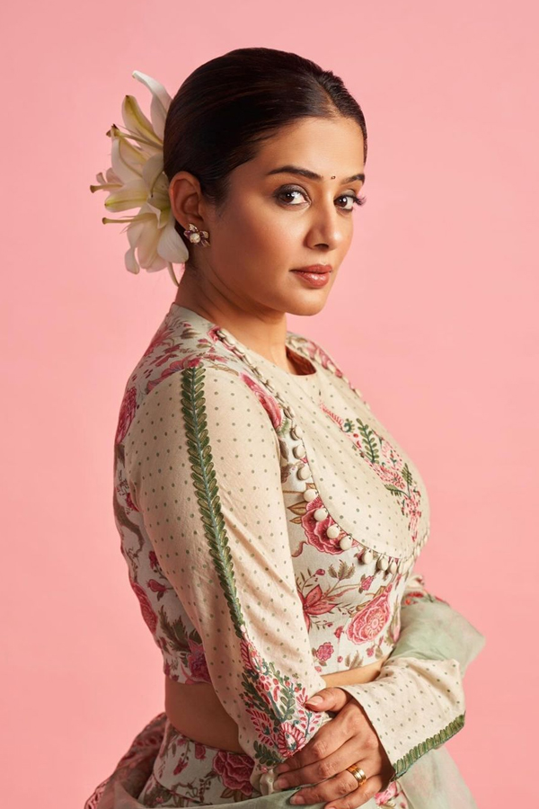 Priyamani-14.jpg 15