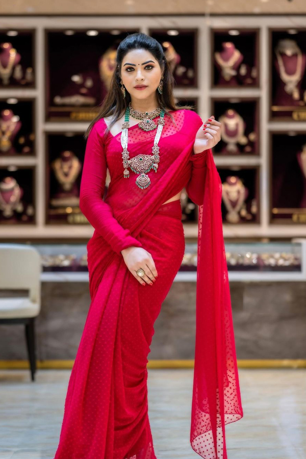 Priyanka-Singh-10.jpg 11