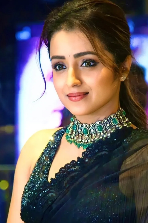 Trisha-Krishnan-20.jpg 21