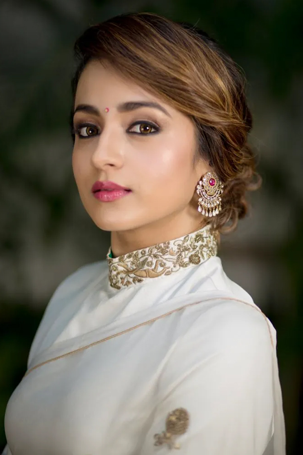Trisha-Krishnan-24.jpg 25