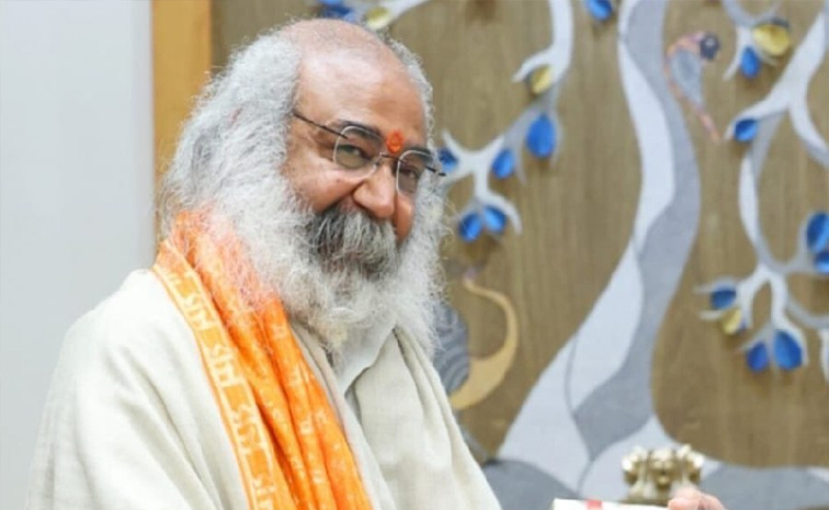 acharya-pramod-krishnam.jpg