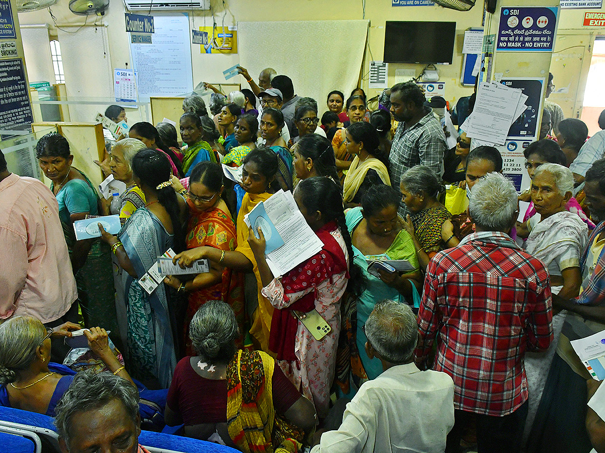 pension_20kanuka_20andhra_20pradesh_20photos-_20_2824_29.jpg 24