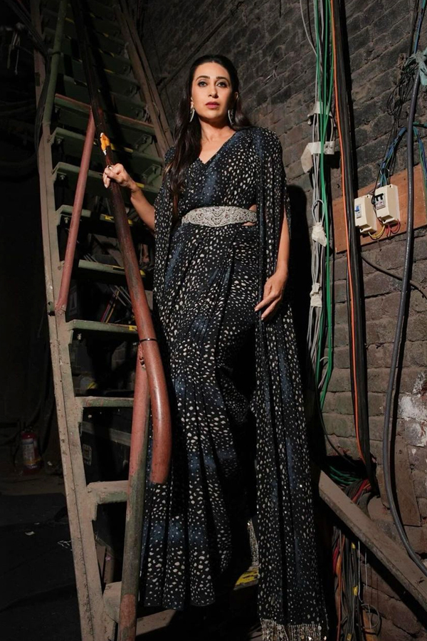 Karisma-Kapoor-7.jpg 8