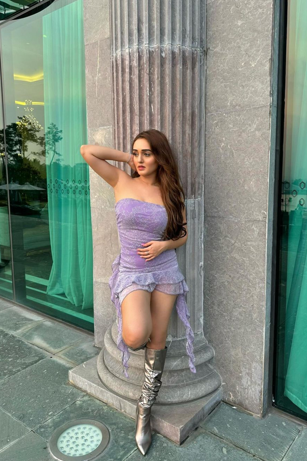 Tanya-Sharma-3.jpg 4
