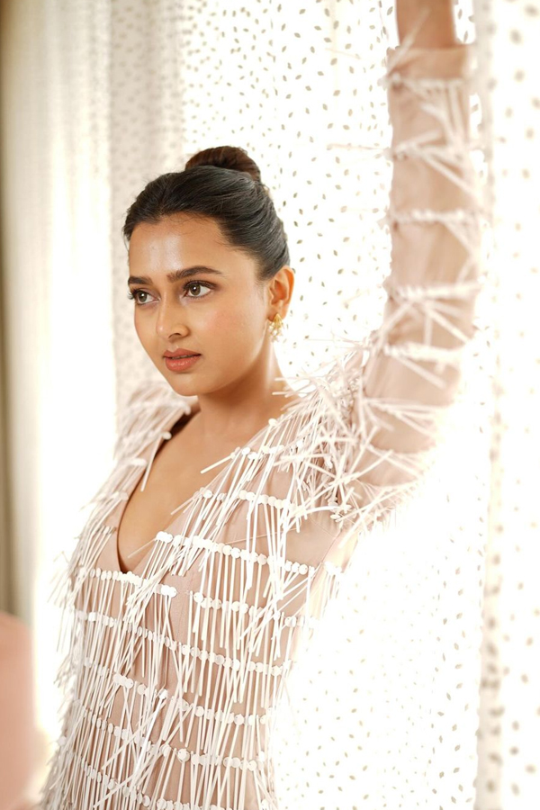 Tejasswi-Prakash-3.jpg 4