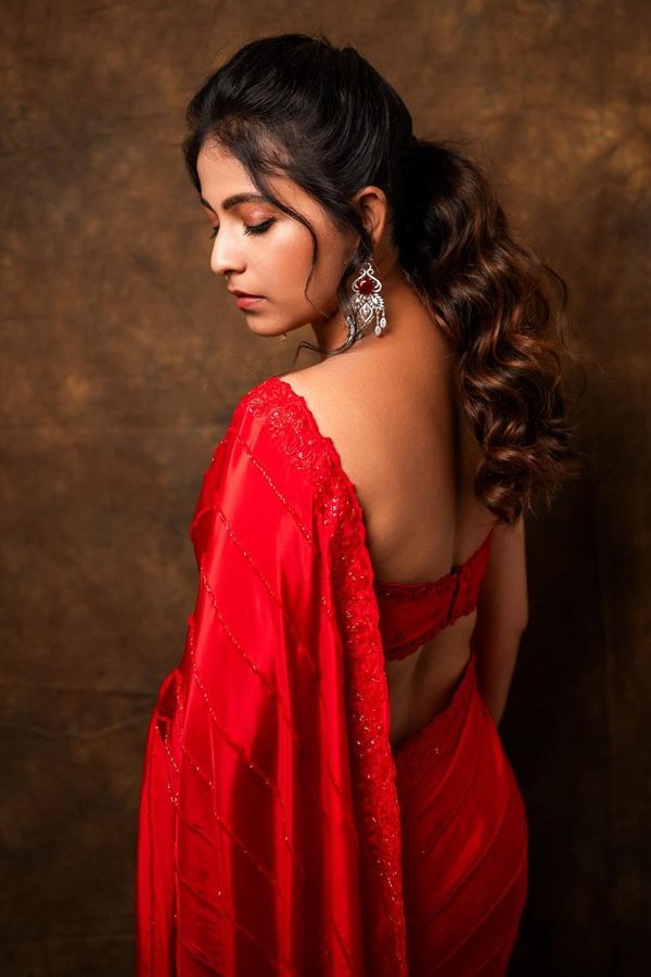 Anjali-10.jpg 11