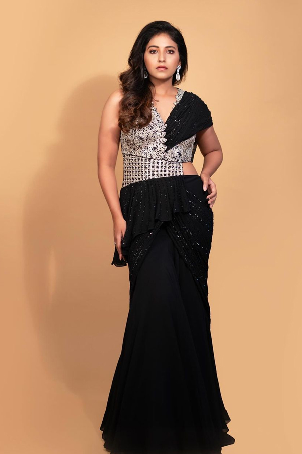 Anjali-6.jpg 7