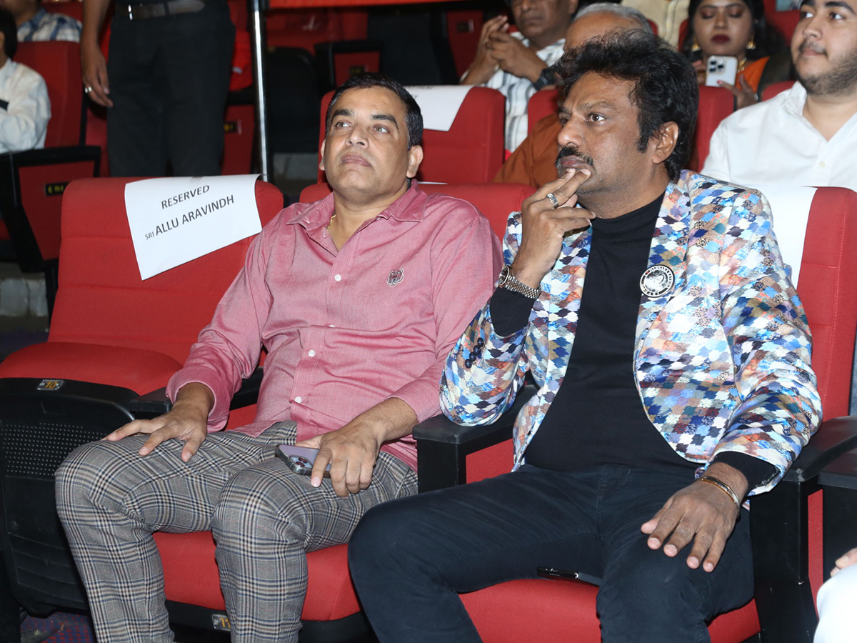 Dharsakaratna_20DNR_20Film_20Awards_20Function_20Shilpakala_20Vedika_2C_20Hyderabad-_20_2830_29.jpg 30