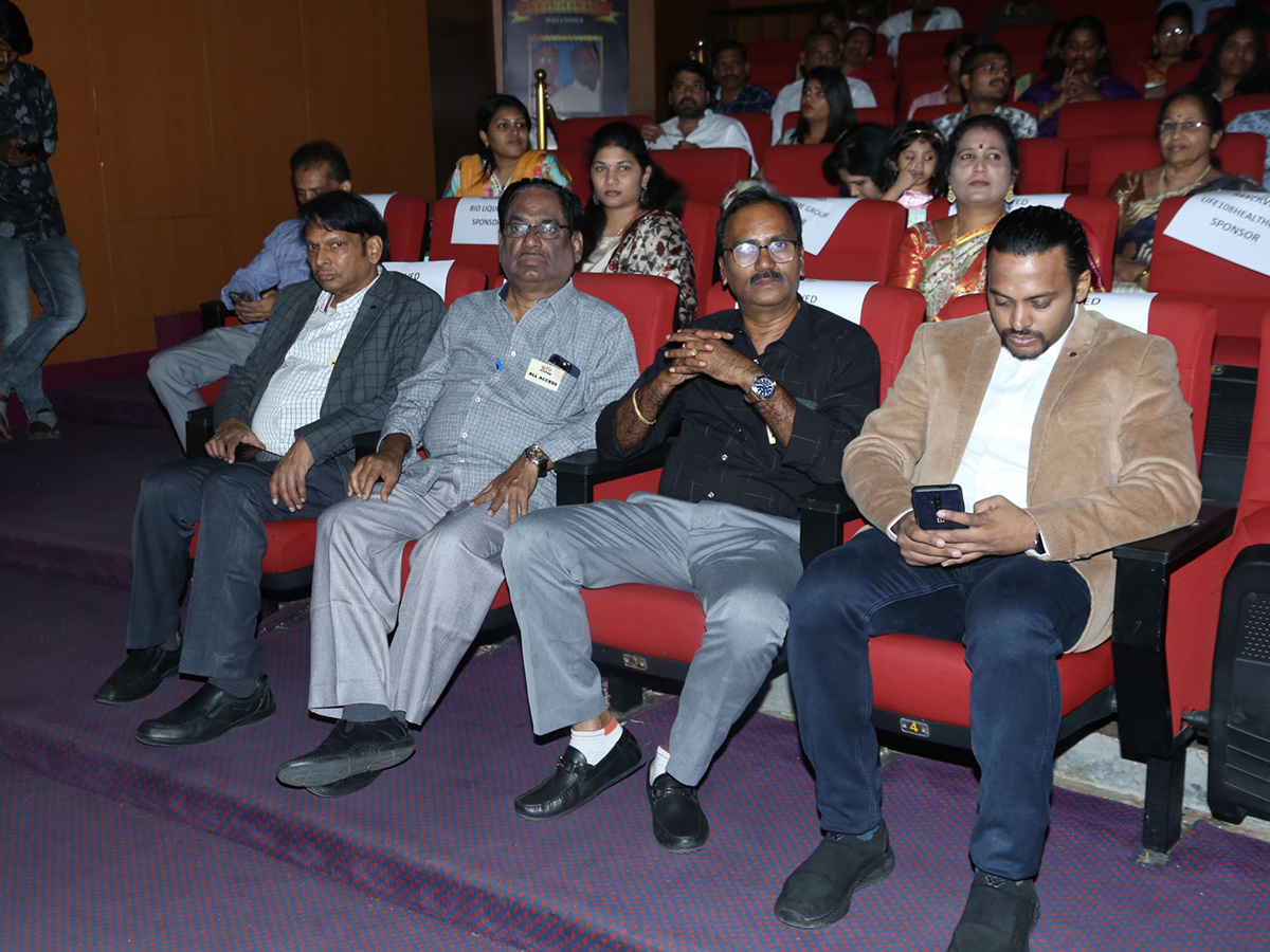 Dharsakaratna_20DNR_20Film_20Awards_20Function_20Shilpakala_20Vedika_2C_20Hyderabad-_20_2849_29.jpg 49