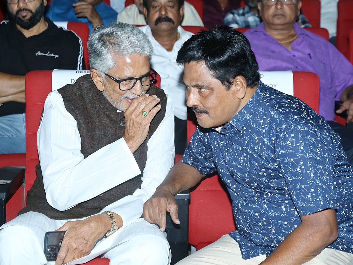 Dharsakaratna_20DNR_20Film_20Awards_20Function_20Shilpakala_20Vedika_2C_20Hyderabad-_20_2854_29.jpg 54