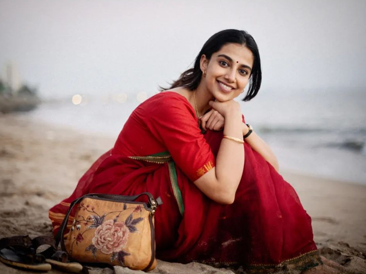 Meenaakshi-Chaudhary-18.jpg 19