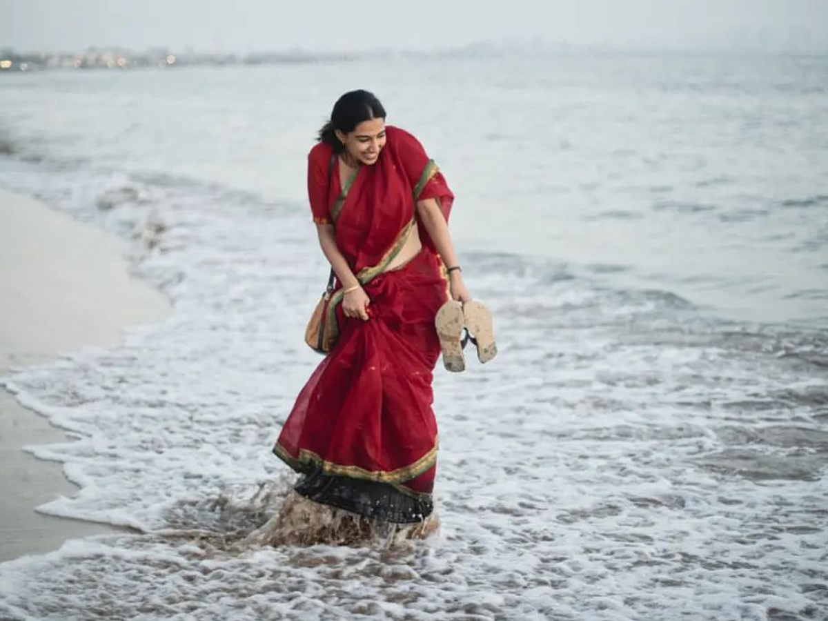 Meenaakshi-Chaudhary-24.jpg 25