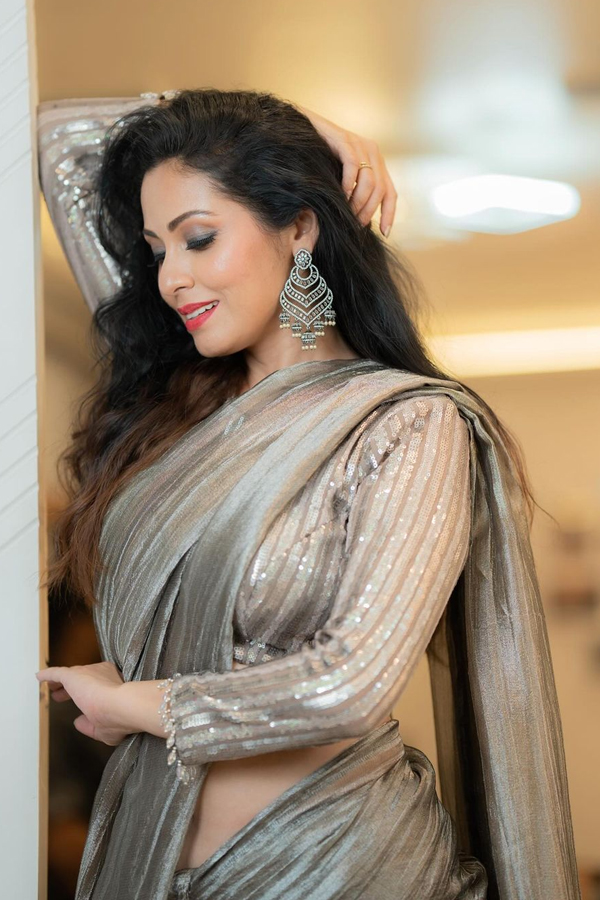 Sadha-5.jpg 6