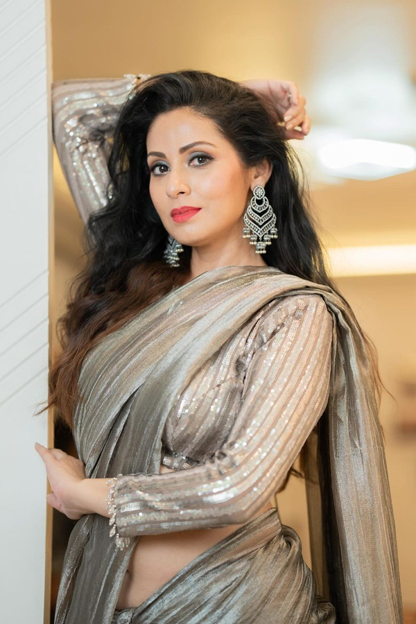 Sadha-7.jpg 8