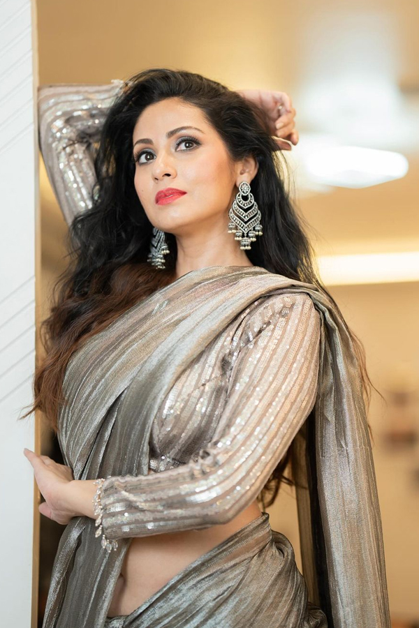 Sadha-9.jpg 10