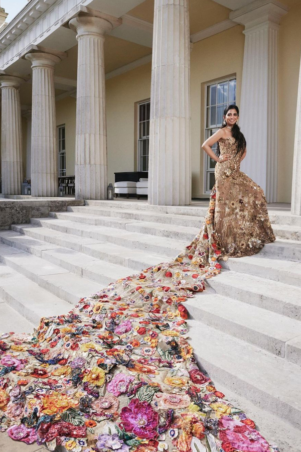 1.Isha-Ambani-Met-Gala-2024.jpg 9