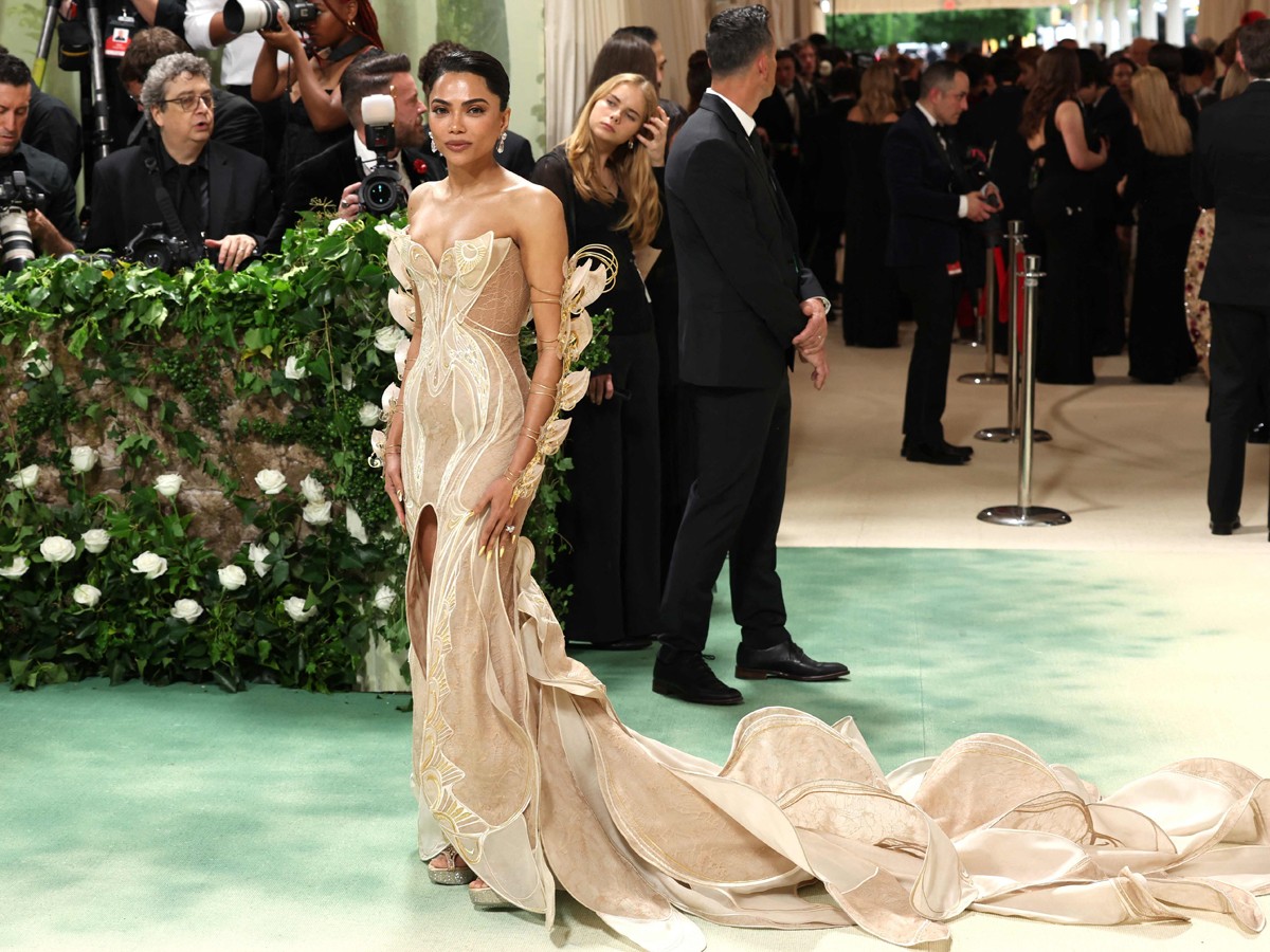 7.Mona-Patel_Met-Gala-2024.jpg 10