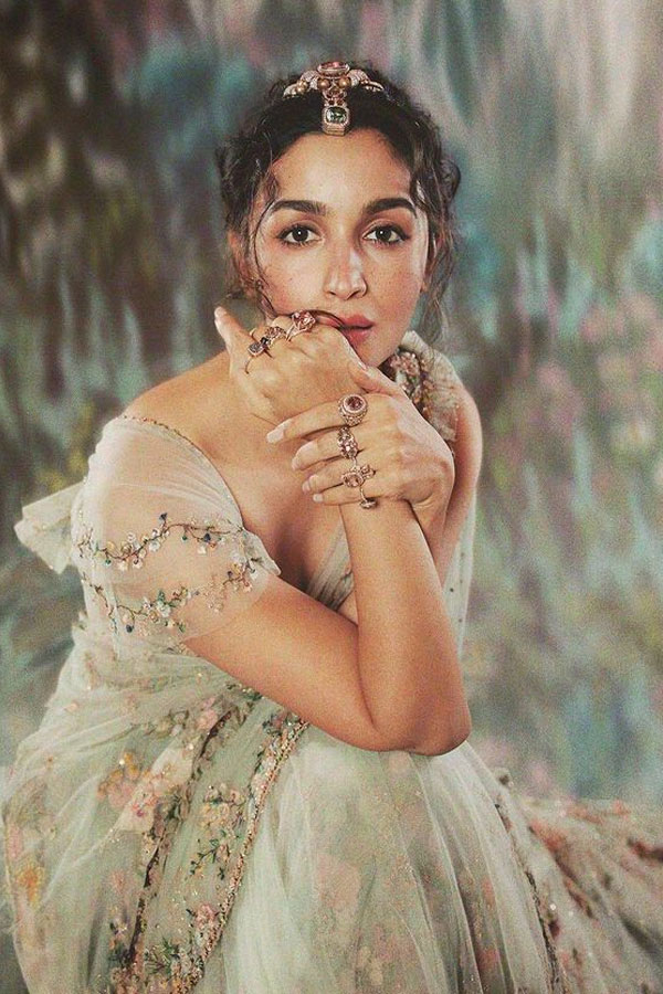 alia10.jpg 10