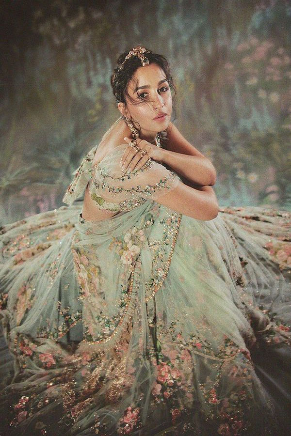 alia5.jpg 6