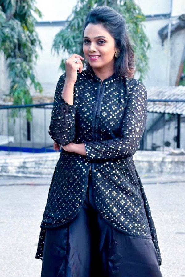 Actress_20Abinaya_20At_20Arya_2020_20Years_20Celebrations_20Photos_20_284_29.jpg 5