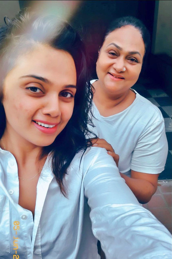 Actress_20Abinaya_20At_20Arya_2020_20Years_20Celebrations_20Photos_20_285_29.jpg 6
