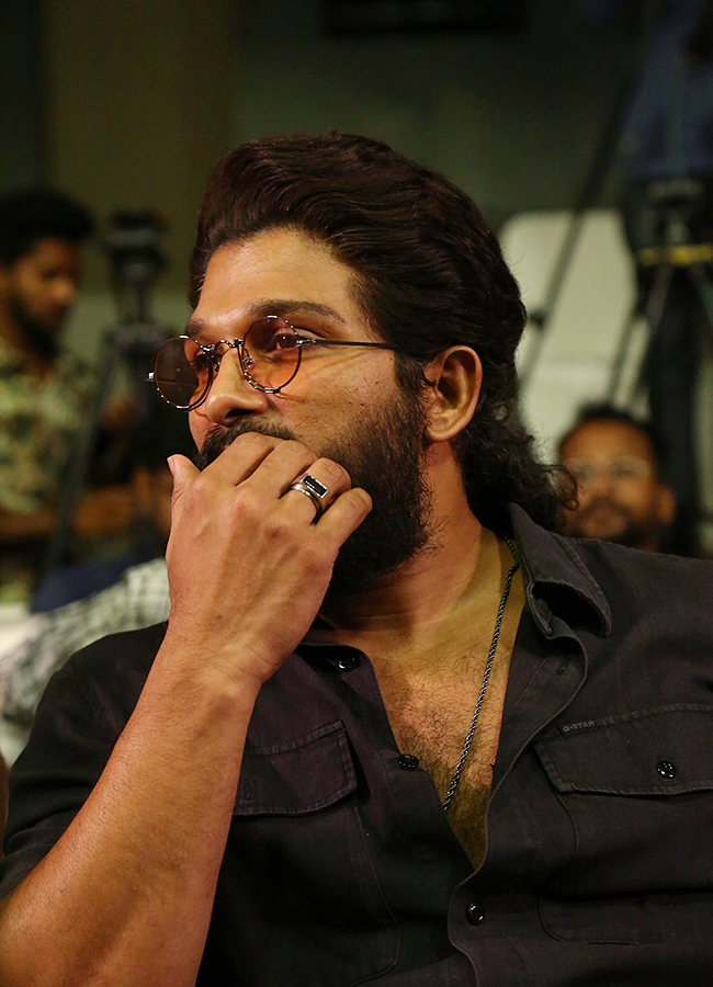 Arya_20Movie_2020_20Years_20Celebration_20HD_20Photos-15.jpg 15