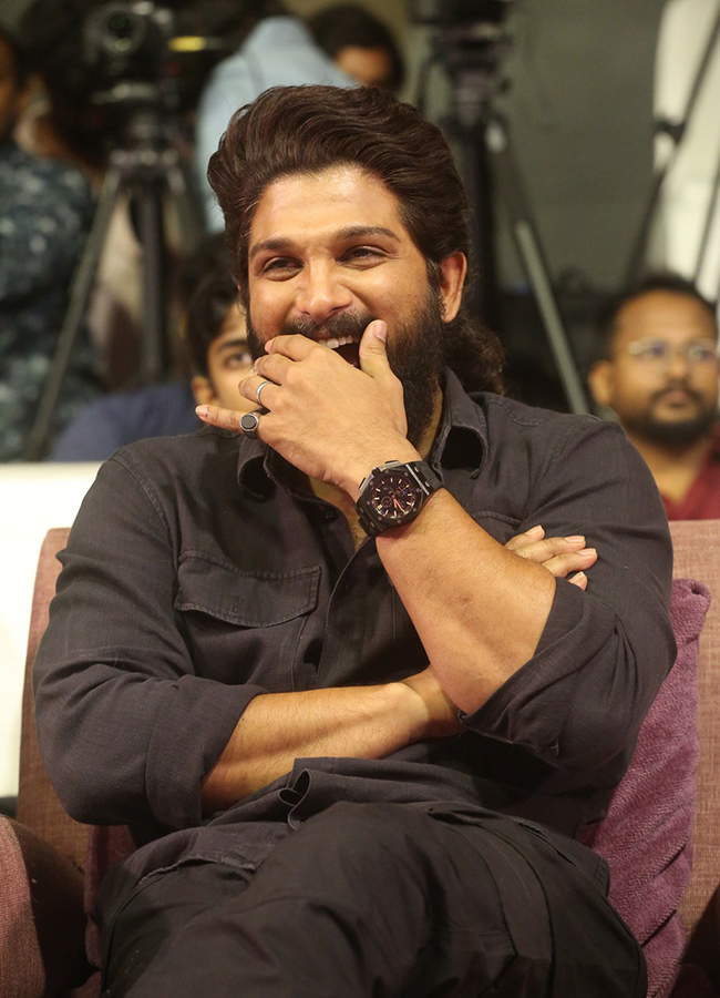 Arya_20Movie_2020_20Years_20Celebration_20HD_20Photos-8.jpg 8