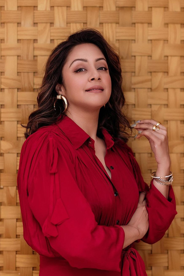 Jyothika-5.jpg 6