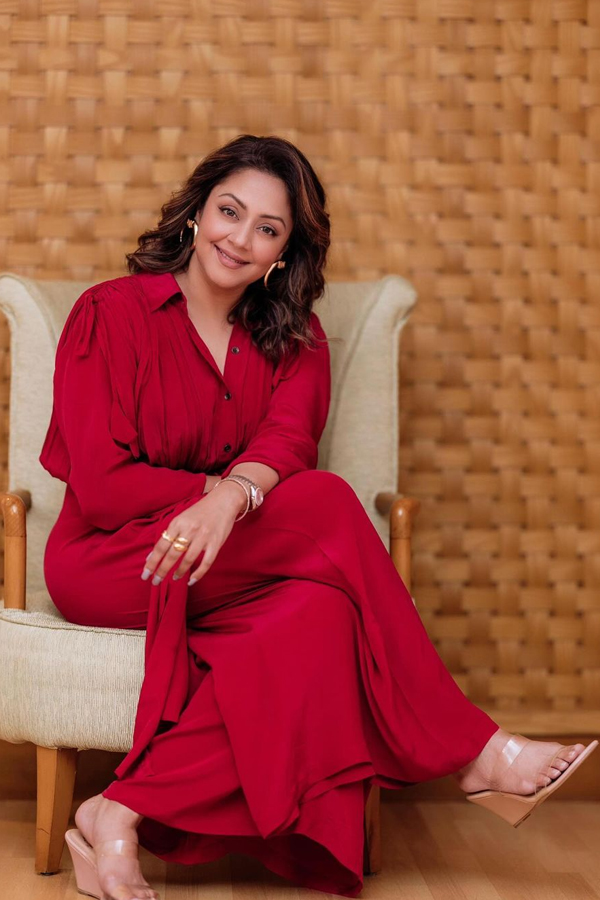 Jyothika-6.jpg 7