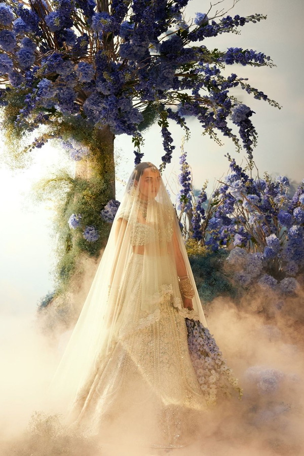 Manish-Malhotra-2.jpg 3