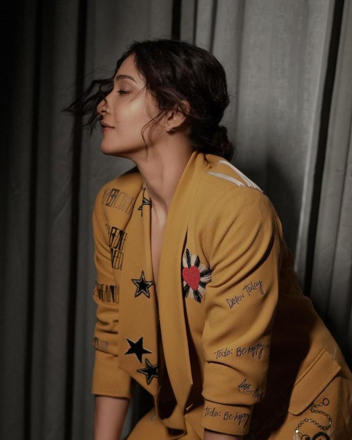 ReginaCassandra-05.jpg 5
