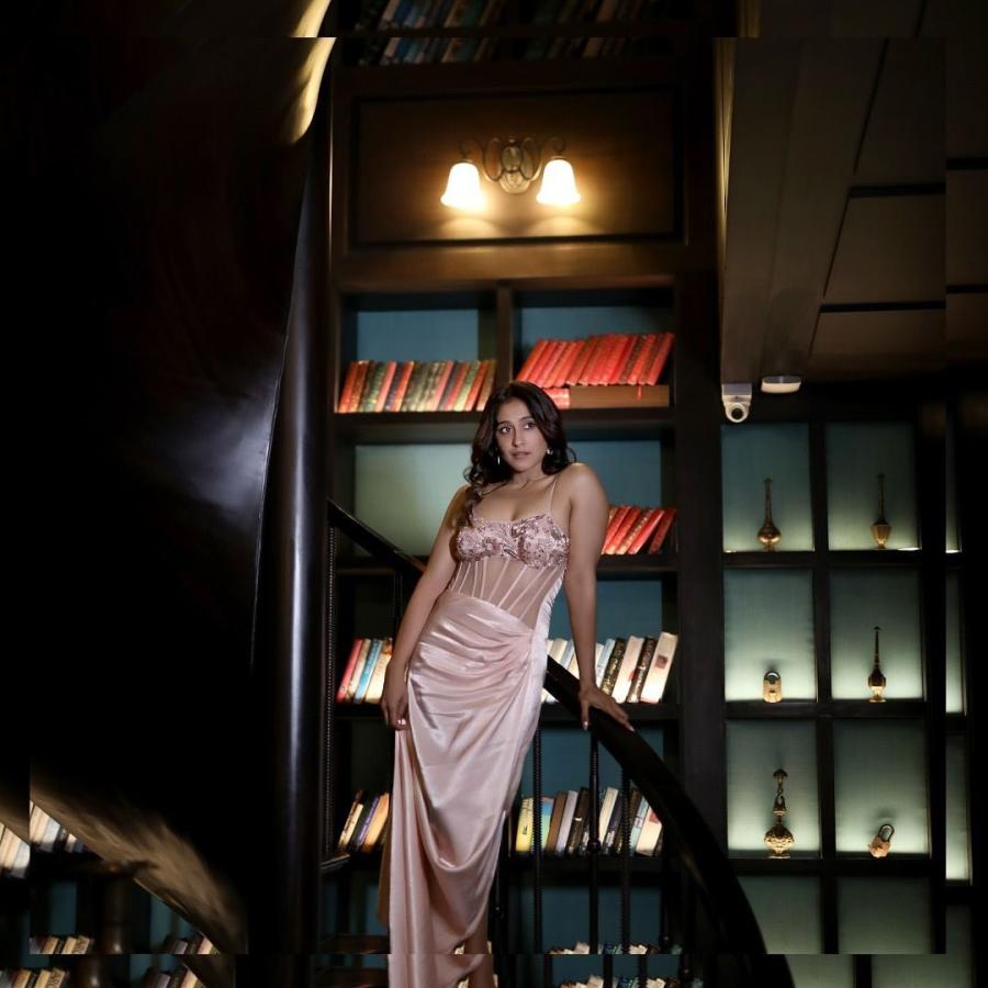 ReginaCassandra-09.jpg 9