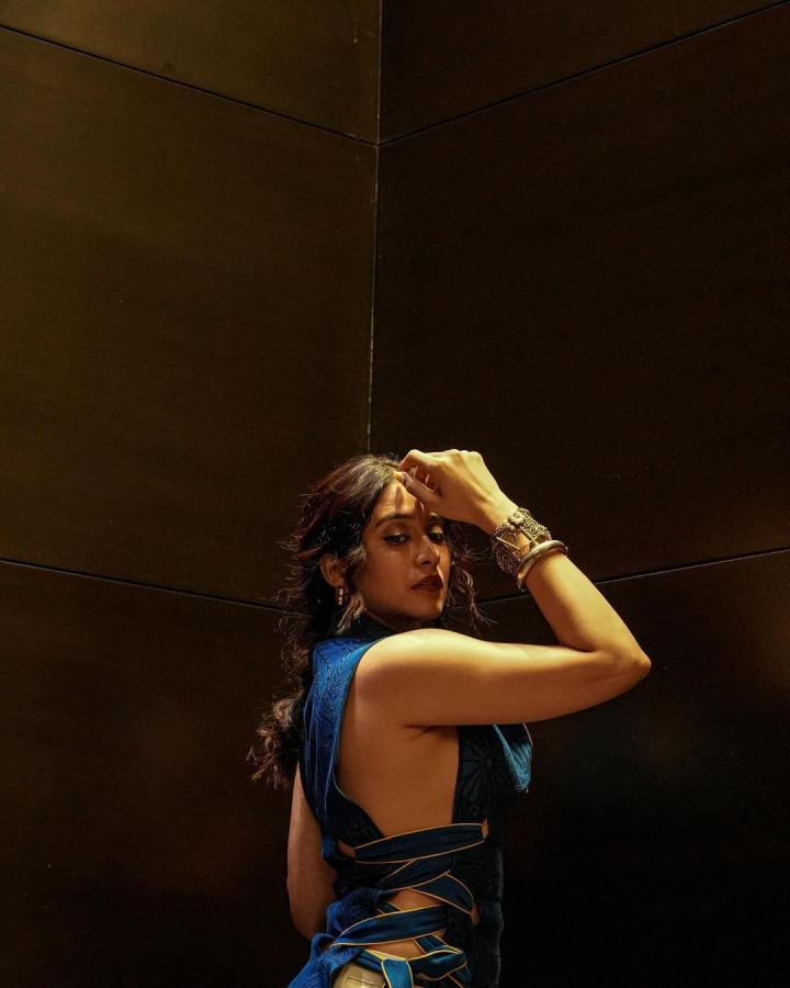 ReginaCassandra-13.jpg 13