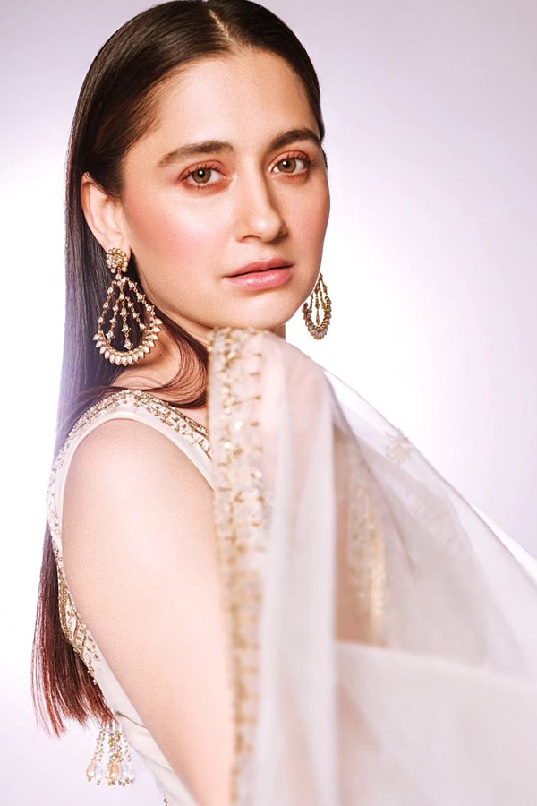 Sanjeeda-Shaikh-12.jpg 13